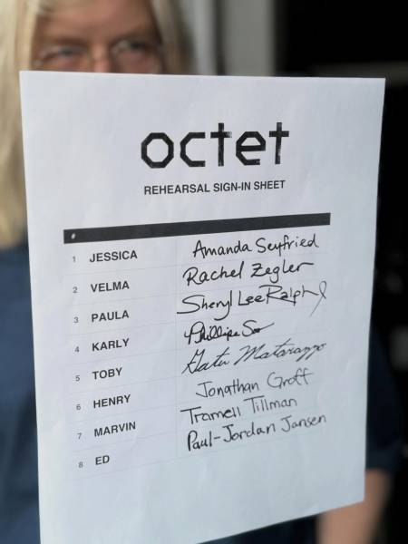 Аманда Сейфрид и Гейтен Матараццо присоединилась к фильму-мюзиклу «Октет»