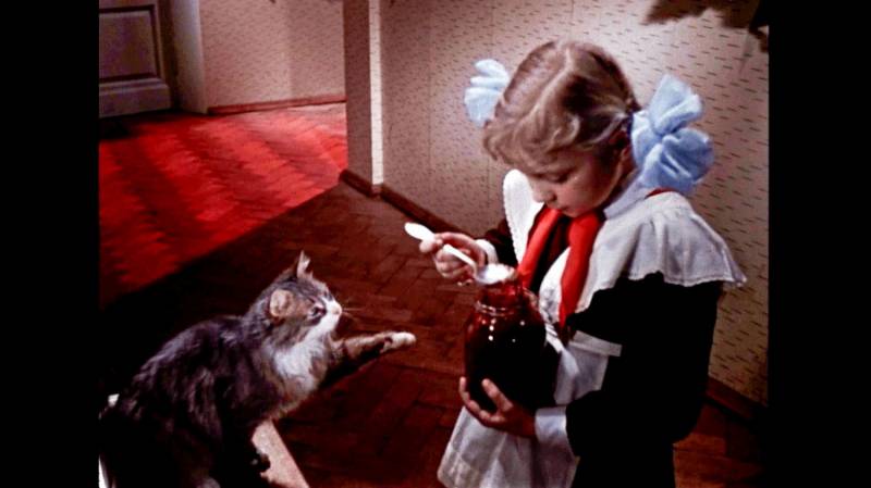 Киностудия Горького представила подборку знаменитых фильмов с котами-актерами