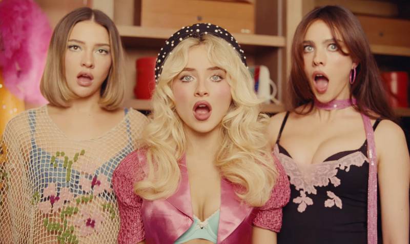 Маргарет Куолли и Мэдлин Клайн снялись в клипе Сабрины Карпентер