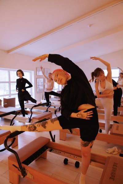 Пикник «Афиши» отметил женский праздник тренировками со звездами